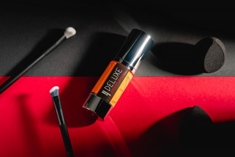 DELUXE-FX AquaCream-Make-Up 70030-c44